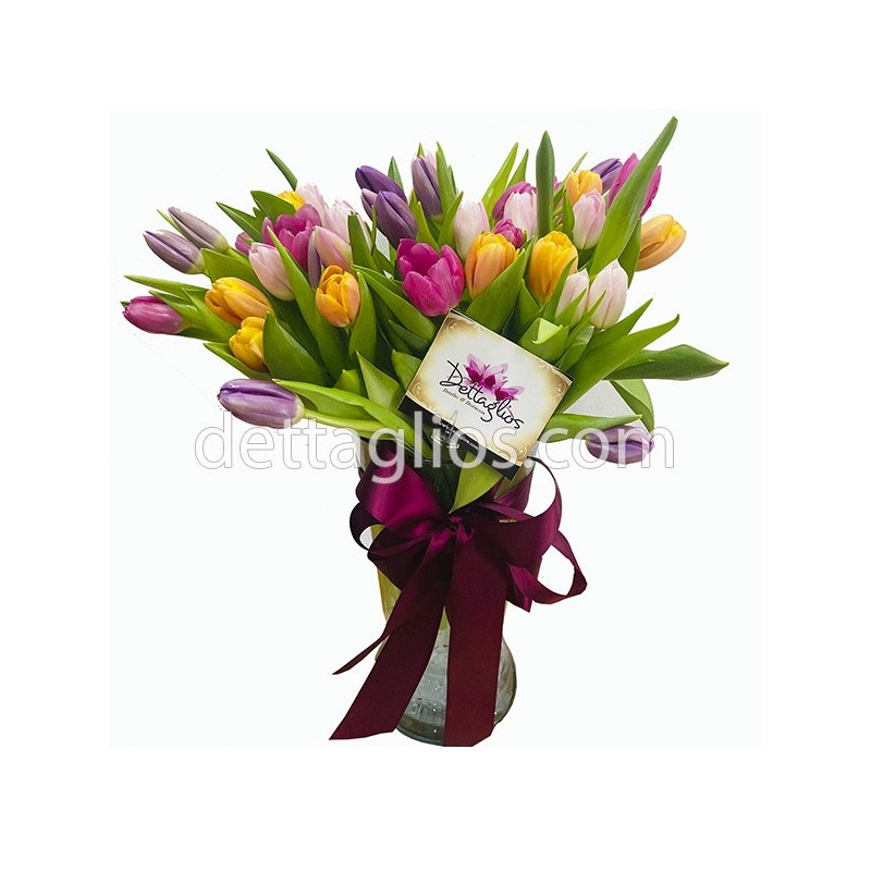 30 tulipanes en Jarrón