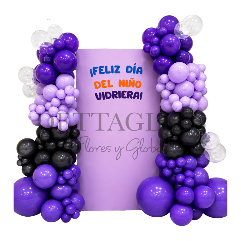 Back de Globos con columnas con mampara personalizable con logo o texto sencillo