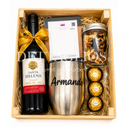 Obsequio en caja con termo personalizable, botella de vino chica ferreros y frasco de botana