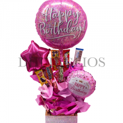Diseño de globos con metálicos combinado con 6 dulces