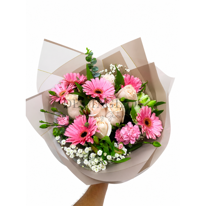 Bouquet rosas y gerberas en papel coreano