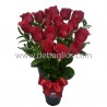 Diseño Floral de 15 rosas en base
